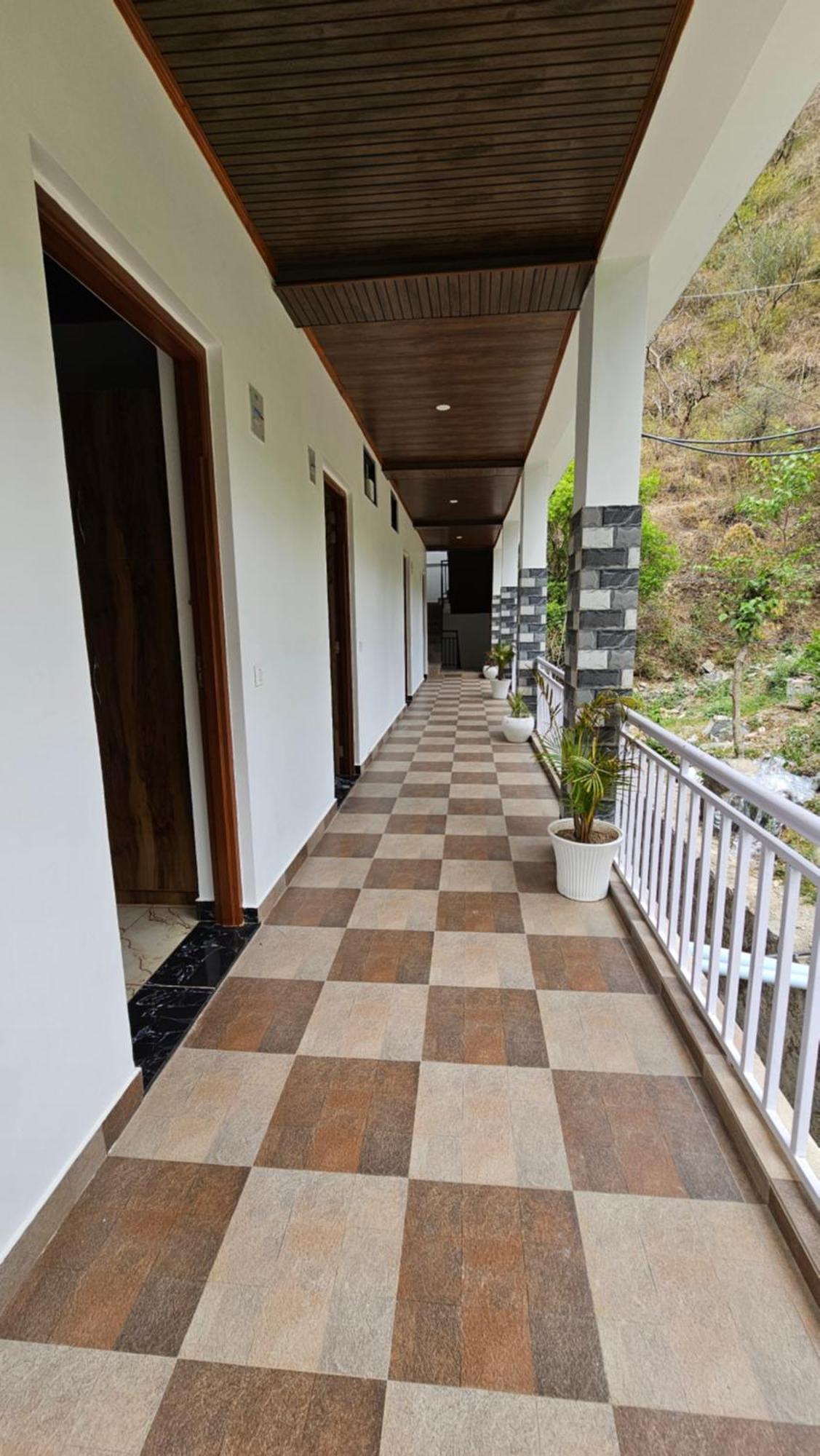 On The Rocks Kasauli Exterior foto