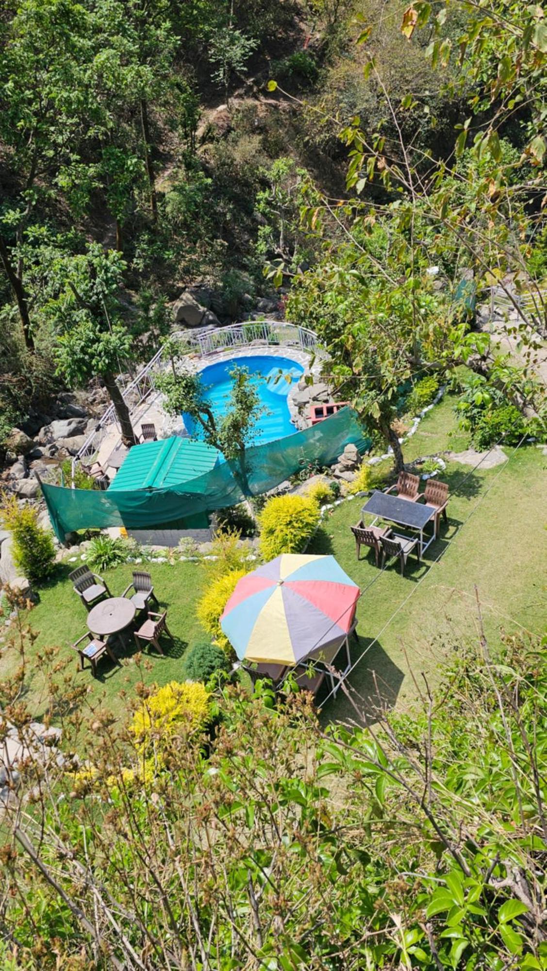 On The Rocks Kasauli Exterior foto